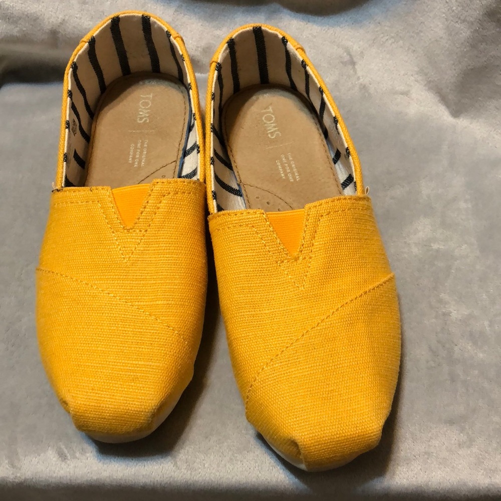 Toms women’s shoes marigold yellow Albergotta heritage canvas size 9.5 W EUC